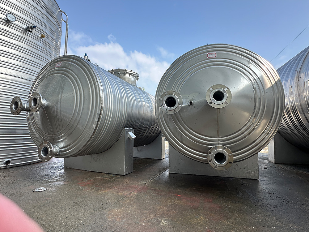 不锈钢承压水箱